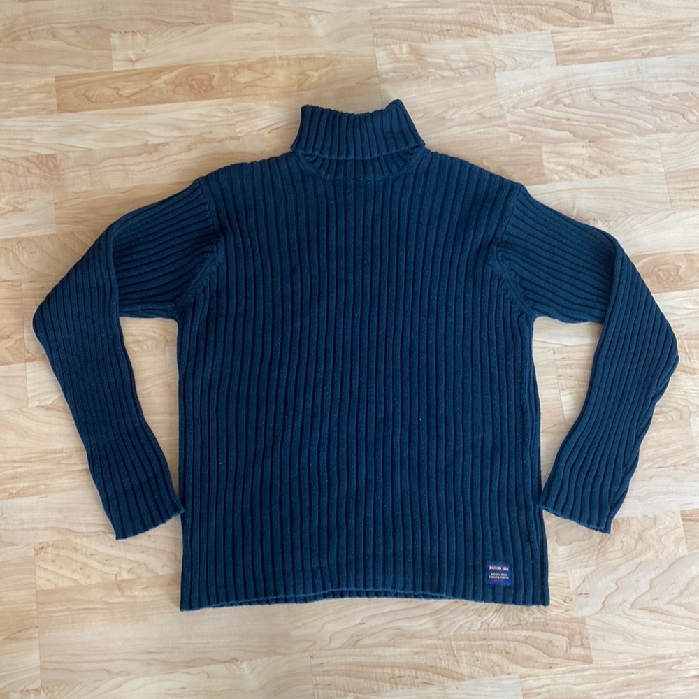 American Eagle Turtleneck Sweater